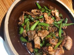 农家小炒肉-红旗大食堂(君悦紫园店)