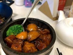 石窝鲍鱼扣福卤肉-衡山汇·高级粤菜(霄云路店)
