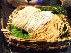 -湊湊火锅·茶憩(新中关购物中心店)