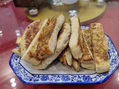 -老钟家烤羊排·敦伊阁清真餐厅胡羊焖饼