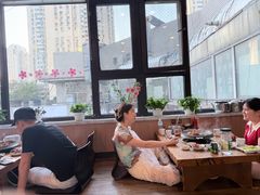 -喇喇排骨火锅·传统韩式脊骨汤(望京西园总店)