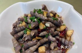 Stir-Fried Snail with Ginger and Scallion