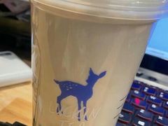 小陨石大红袍厚乳-瑞幸咖啡(东直门枢纽店)