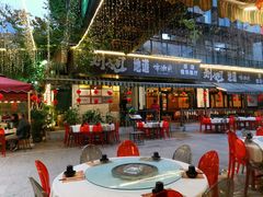 -刘姐啤酒鱼民族演艺餐厅(西街总店)