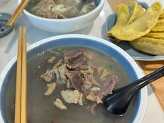 鸭血粉丝汤-老新隆牛肉锅贴(新街口店)
