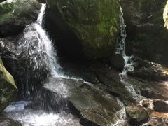 -藏龙百瀑风景区