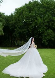 -挪娅婚纱摄影皇家会所