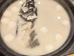 -香山湖家家宴(中山陵店)