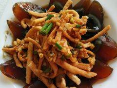 -张大师鸭爪爪特色干锅(南湖店)