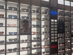 -LensCrafters亮视点(东方新天地店)