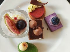 -圣丰索菲特·2 On 988 Café 自助餐厅