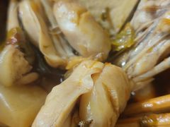 -鸿顺老铁锅美蛙鱼府(解放碑店)