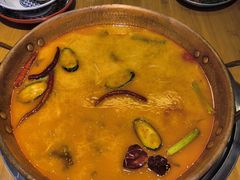 -洱火云南酸菜牛肉火锅(石景山当代商城店)