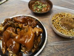 -王万妈卤猪脚(青岩交通路)