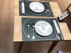 -刀叉遇上筷子中西融合餐厅(和平店)