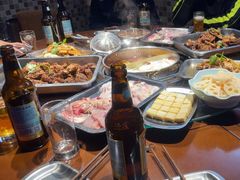-马路牙子烧烤音乐酒馆(望京店)