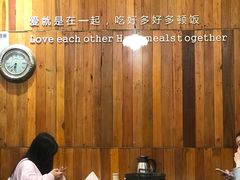 大堂-胡须佬鸡煲四季火锅店(石厦西村直营店)