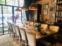 -SISTERS BAR RESTAURANT川意酒馆(嘉善老市H楼店)