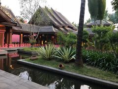 -西双版纳洲际度假酒店-海鲜傣味烧烤·侬香全日制餐厅