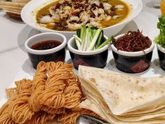 -郑享吃烧烤烩面(红专路店)