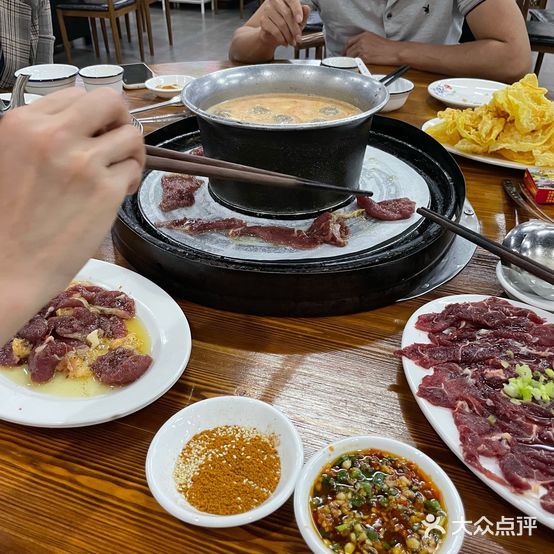 琼牛·新鲜牛肉店旗舰店(银河金座店)
