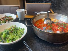 -鱼鲜饭香·招牌汽锅剁椒鱼头王