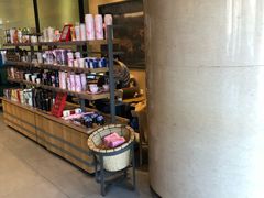 零售区-星巴克(北辰西路店)