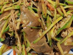 -黑龙江美食城(三角公园店)