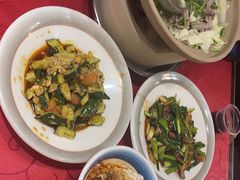 -冯烫烫跷脚牛肉·川菜小馆(武胜西街店)