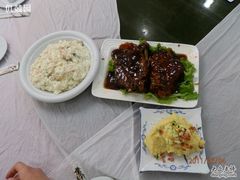 李家大排&nbsp;虾茸草菇白菜&nbsp;土豆沙拉-砂锅李(九江路店)