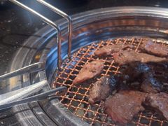 -韩烧牛中牛·甄选黑牛烤肉(黑金店)