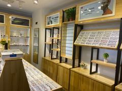 -MiRi明润眼镜·蔡司官方授权店(星光荟店)