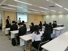 -成都濑川外国语学校