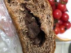 黑眼豆豆-沁屋面包店(人民东路店)