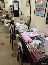 -杉惠素颜美妆皮肤管理中心