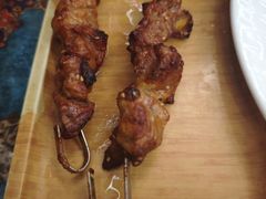 -乡村馕坑肉·烧烤·新疆菜·本地人更爱吃(阿勒泰首店)
