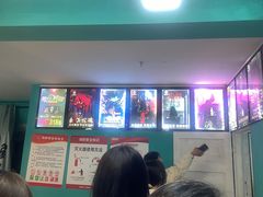 -荒岛实景沉浸密室(江汉路1店)