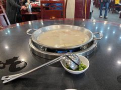 -老来福·非遗酸汤兔(凯旋路店)