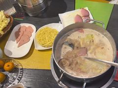 -四季喧黔味豆米火锅(万达广场店)