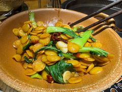 -挂旗柴锅鸡(蚌山区嘉年华店)