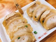 鲜肉锅贴-小姜锅贴(凤凰街店)