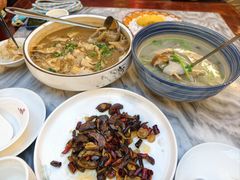 -蔼若春.传承三十年云南菜(金碧公园店)