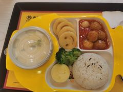 -老娘舅餐厅(黄龙体育中心店)