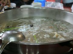 -老石黑山羊毛驴肉火锅(金凯广场店)