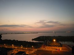 -上海滴水湖皇冠假日酒店