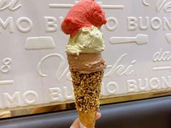 榛子蓉巧克力冰淇淋-VENCHI 闻绮(广州太古汇店)