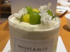 -山与蓝·轻糖鲜果蛋糕(勒泰店)