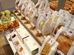 -好利来(高新枫叶广场店)