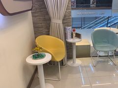 -维乐口腔(美维云门诊陆家嘴店)