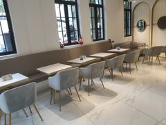 -Fridi Patisserie Cafe